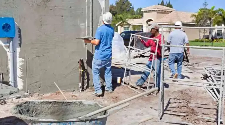 When is it Time to Repair Stucco Cracks?